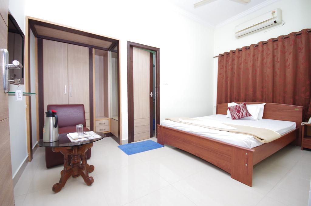 Hotel Horizon Residencia Hyderabad Habitación foto